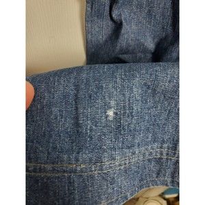 Calvin Klein jeans size 8 bootcut Has Damage